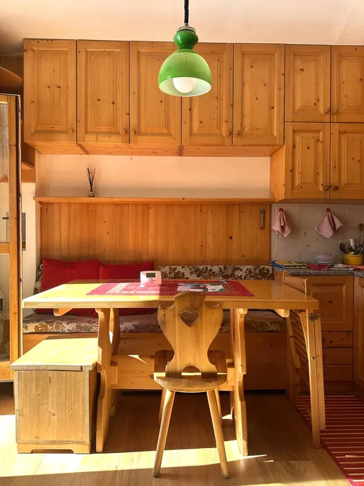 Alpine Breeze Lodge