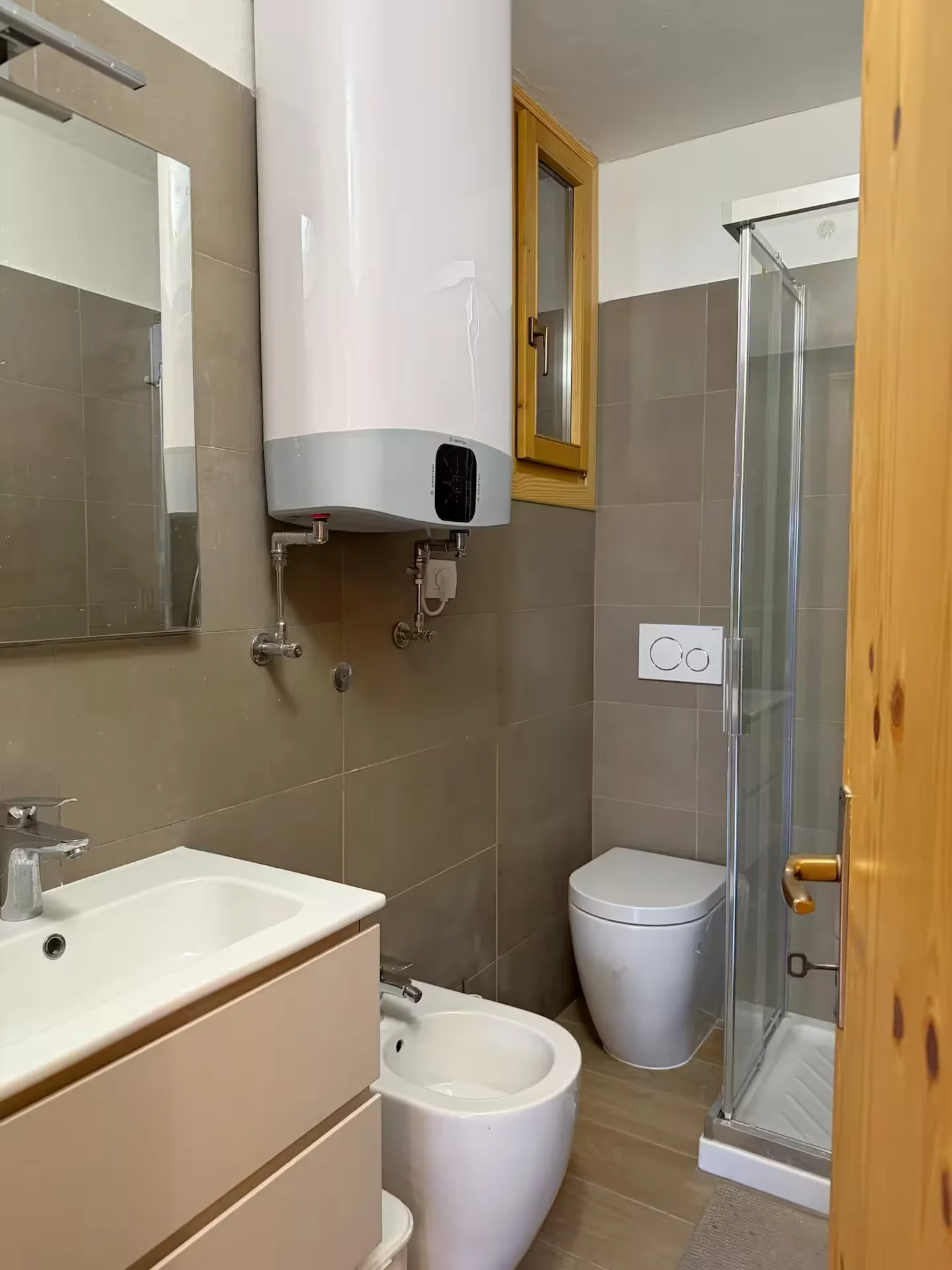 Modern Nest Semogo — foto 4 di 4